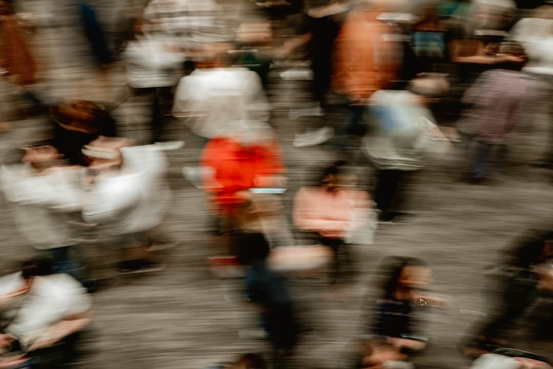 物流运转稳中有进，物流总额坚持增加——透视前7个月我国物流开展